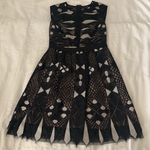 BCBGMaxAzria Dresses & Skirts - BCBG MAXAZRIA black lace dress